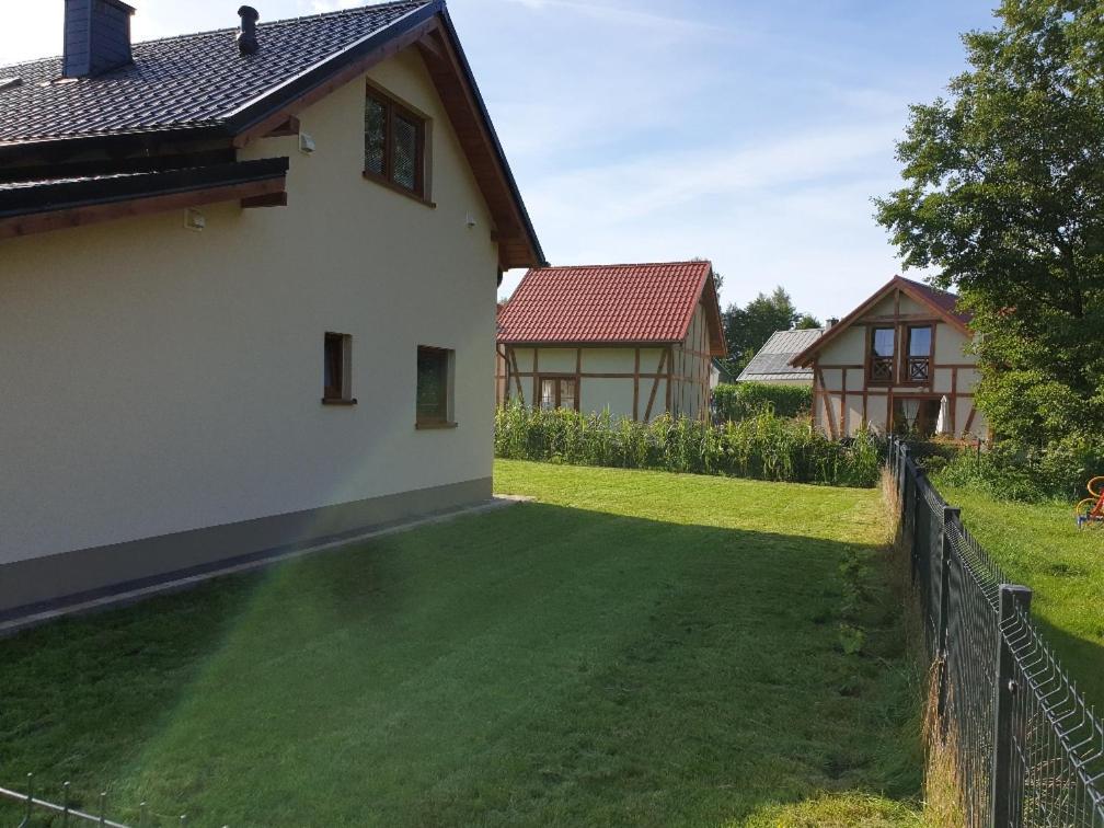 Willa Osada Cztery Pory Roku -Dom Lato Kopalino Zewnętrze zdjęcie