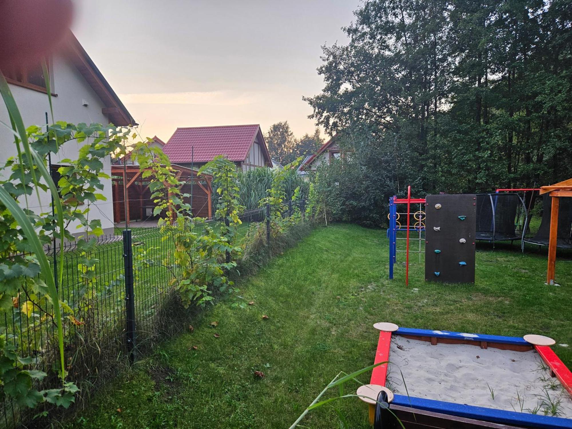 Willa Osada Cztery Pory Roku -Dom Lato Kopalino Zewnętrze zdjęcie
